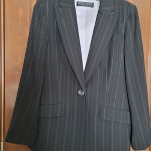 Dana Buchman Charcoal Pinstripe Blazer